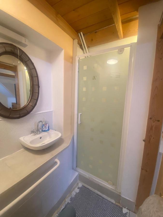 The Dragonfly Bnb, Гластонбери Экстерьер фото